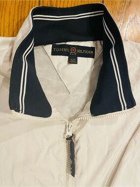 Tommy Hilfiger Golf Jacket, off white, size XL, full zip, secure front pockets